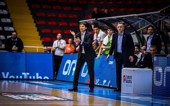 TOFAŞ'ta Yeni Başantrenör Murat Hüseyin Yılmaz