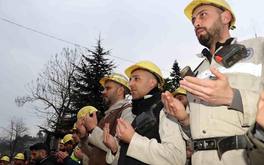 Armutçuk'ta 103 maden şehidi anıldı