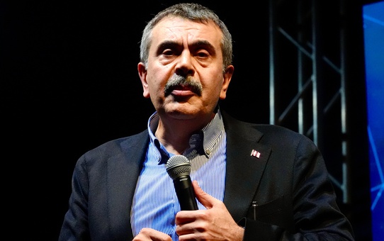 Bakan Tekin açıkladı: Üniversiteye başlama yaşı 15'e düşebilir