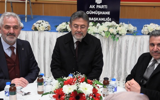 Tarım ve Orman Bakanı Yumaklı, Gümüşhane'de İftar Programında Terörsüz Türkiye Vurgusu Yaptı