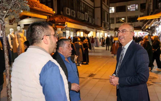 Başkan Kavuş, Bedesten'de bayram coşkusuna ortak oldu