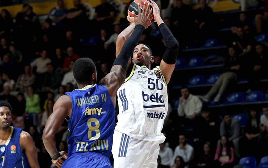 Fenerbahçe Euroleague'de Maccabi'ye Yenildi