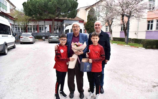 Genç Sporcular, Türk sporuna emek vermiş isimlerle buluştu