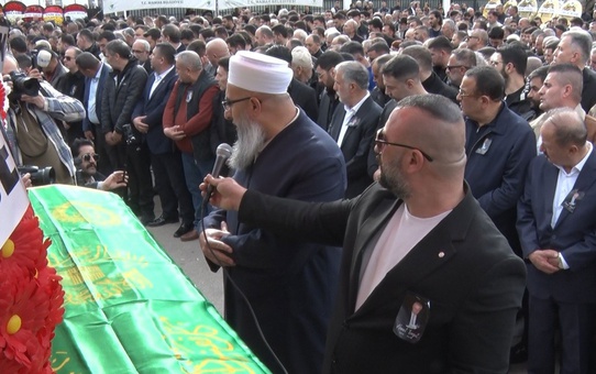 'Kürt Ahmet' lakaplı Ahmet Turgut son yolculuğuna uğurlandı
