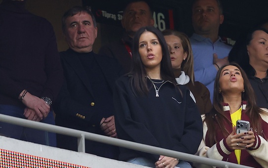Lucescu'nun yerine göreve gelen Hagi'nin aylık maaşı ortaya çıktı! Az bulan da var yeterli diyen de