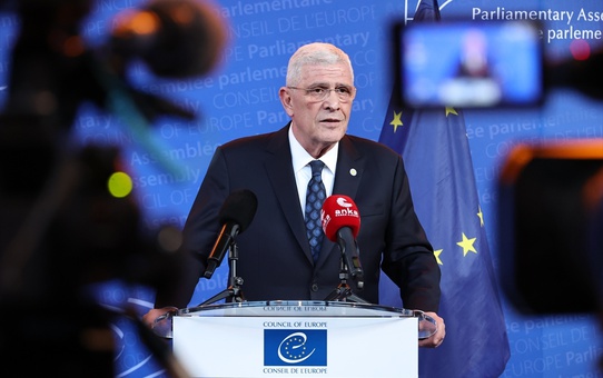 Dervişoğlu'ndan Demokrasi Vurgusu