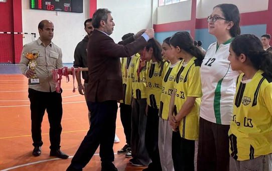 Sason'da Futsal Turnuvası Heyecanı