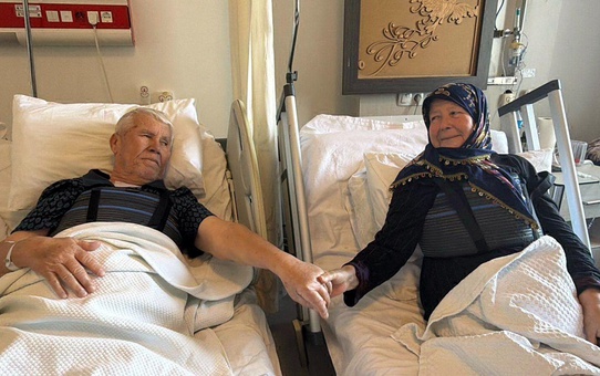 46 Yıl Sonra Aynı Odaya Ameliyat Oldular