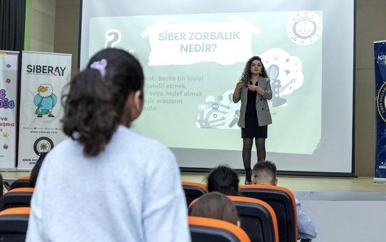 Mersin'de çocuklara siber güvenlik eğitimi verildi