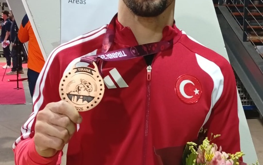 Kerem Kamal Bronz Madalya Kazandı