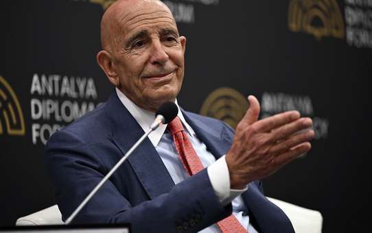 Tom Barrack tartışmalı sözlerini savundu: On yıllara dayanan gözlem üzerinden konuşuyordum
