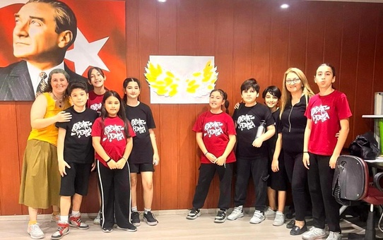 Ege'nin Yıldızları Şenliği: Koruyucu Ailelik Farkındalığı
