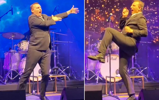 Dubai’de konser veren Rafet El Roman'ın dansı geceye damga vurdu