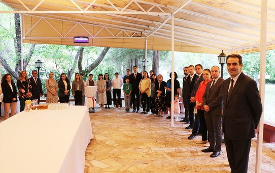 Pekin'de Türk vatandaşları bayramlaştı