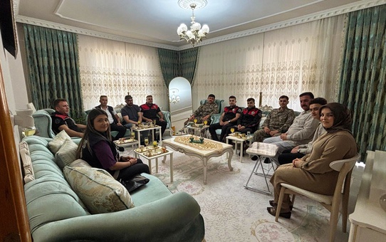 Polisten Şehit Oğluna Doğum Günü Sürprizi
