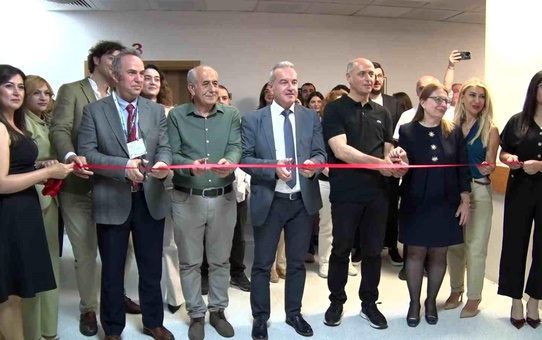 Yeni Nesil Radyoterapi Cihazı Bursa'da Hizmete Girdi