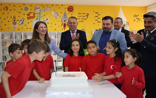 Tekkiraz İlkokulu'nda Kütüphane Açılışı