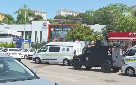 Koç Holding bünyesindeki Otokoç Genel Müdürlüğü'ne silahlı saldırı