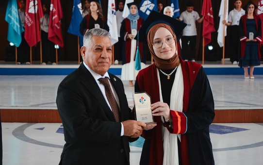 HKÜ 2026 Mezuniyet Töreni Coşkuyla Gerçekleşti
