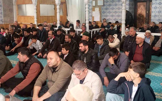 Özdere'de 7. Vefa Günü Hatmi Şerif Programı