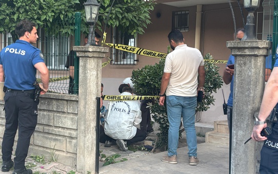 Antalya'da Rus turist evin bahçesinde ölü bulundu