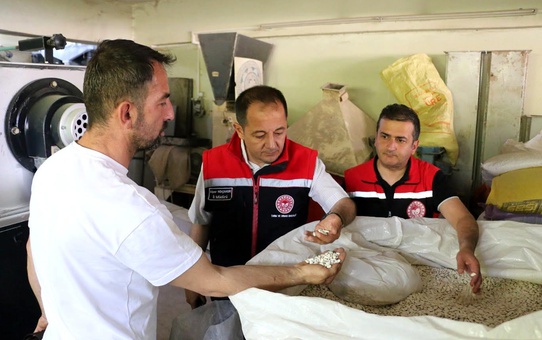 Tarım Müdürü Koçaker'den Yalnızbağ'da Tesis Ziyareti