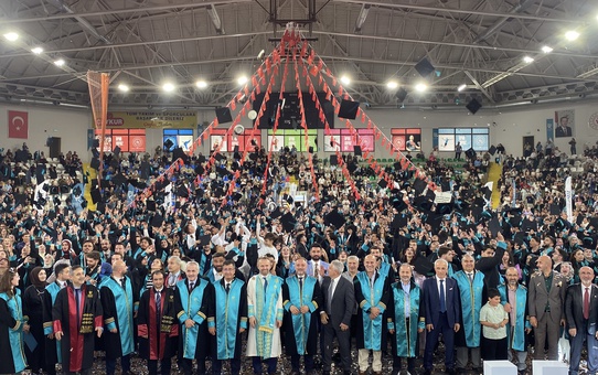 54 yaşında iki bölüm birincisi: Okudukça gençleştim