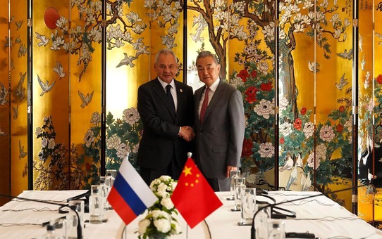 Çin ve Rusya BRICS'te Güvenlik İşbirliğini Güçlendiriyor