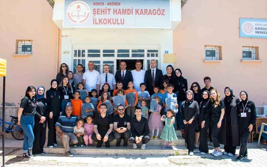 Miniklerin hayalini üniversiteli abileri gerçekleştirdi