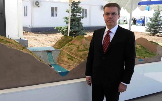 Kırgızistan'da dev HES projesi: İhlas Holding'den 3 milyar dolarlık yatırım