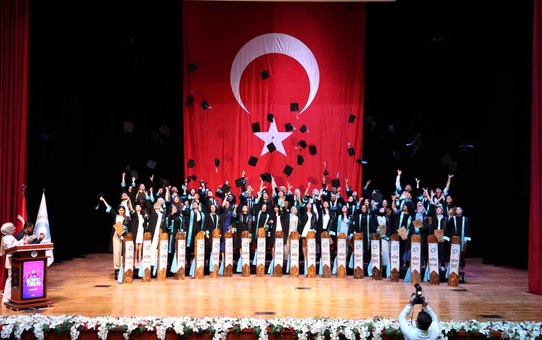 Niğde'de 2025-2026 Mezuniyet Töreni Coşkusu