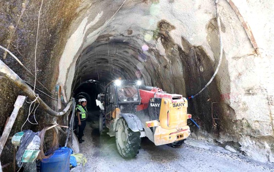 Atık su tüneli projesinde kazı çalışmaları yüzde 92'ye ulaştı