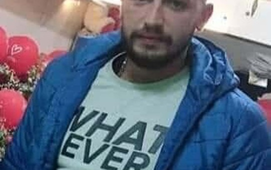 İzmir'de Eşini İtmekle Suçlanan Adam Tutuklandı