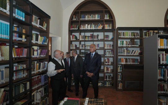 Bakan Ersoy'dan İhsan Fazlıoğlu'na Ziyaret