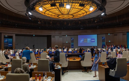 NATO Zirvesi'nde 50 milyar dolar değerinde anlaşma