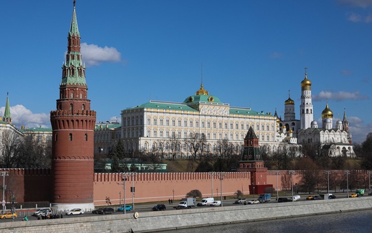Kremlin: S-400'lerin üçüncü ülkeye satışı için Türkiye ile temas halindeyiz