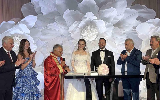Mustafa Demirel'in mutlu günü