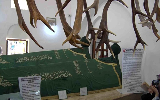 Bursa'da 649 yıllık Geyikli Baba geleneği yaşatıldı