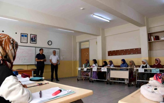 Kaymakam Keklik Yaz Kuran Kurslarını Ziyaret Etti