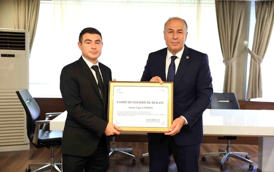 İlçe Jandarma Komutanına fahri hemşehrilik beratı