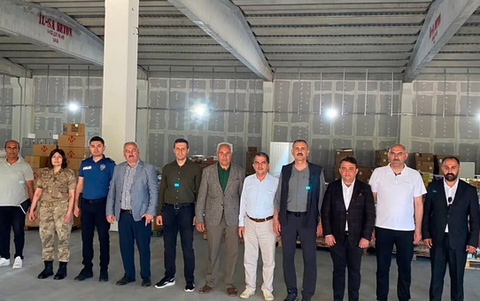 Ağrı Valisi Dr. Önder Bozkurt, Güneykaya Mesire Alanı'nda incelemede bulundu