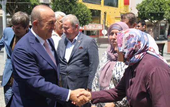 Çavuşoğlu'ndan Serik'e Destek Ziyareti