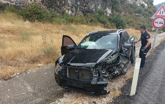 Ağlasun'da Trafik Kazası: 4 Yaralı