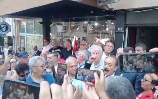 Kütahya'da CHP'li belediye başkanları ve bazı ilçe örgütleri YENİ Parti'ye geçti