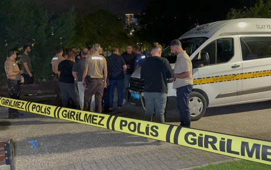Emekli polis millet bahçesinde hayatına son verdi