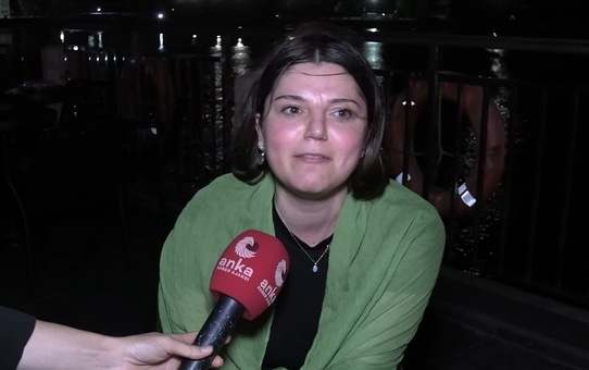 İstanbul Kitapçısı Kadıköy Şubesi'ndeki açık hava sinema keyfi izleyicilerden tam not aldı