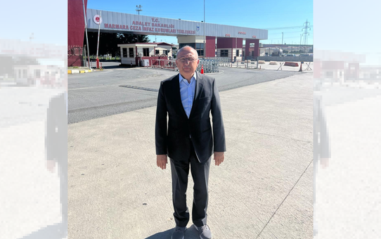 Utku Çakırözer, gazeteciler Yanardağ ve Çağatay’ı Silivri Cezaevi'nde ziyaret etti