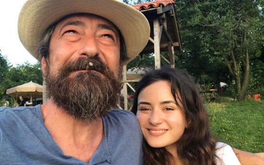 Feridun Düzağaç'tan hayranlarını üzen haber: Sahnelere ara veriyor