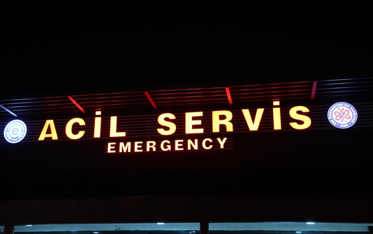 İzmir'de Motosiklet Kazası: 1 Ölü, 1 Yaralı