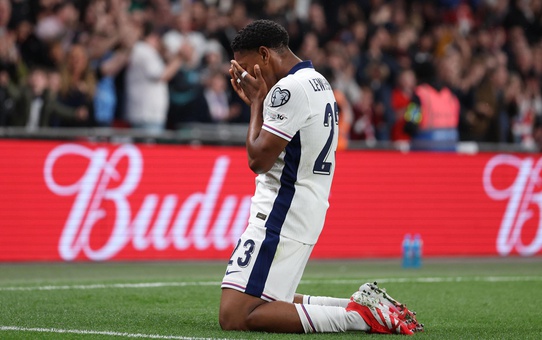 Manchester United, Arsenal'ın genç yıldızı Myles Lewis-Skelly için transfer çalışmalarına başladı